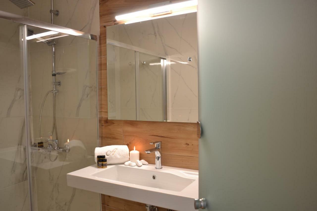 Agapi Suites Ханья Экстерьер фото