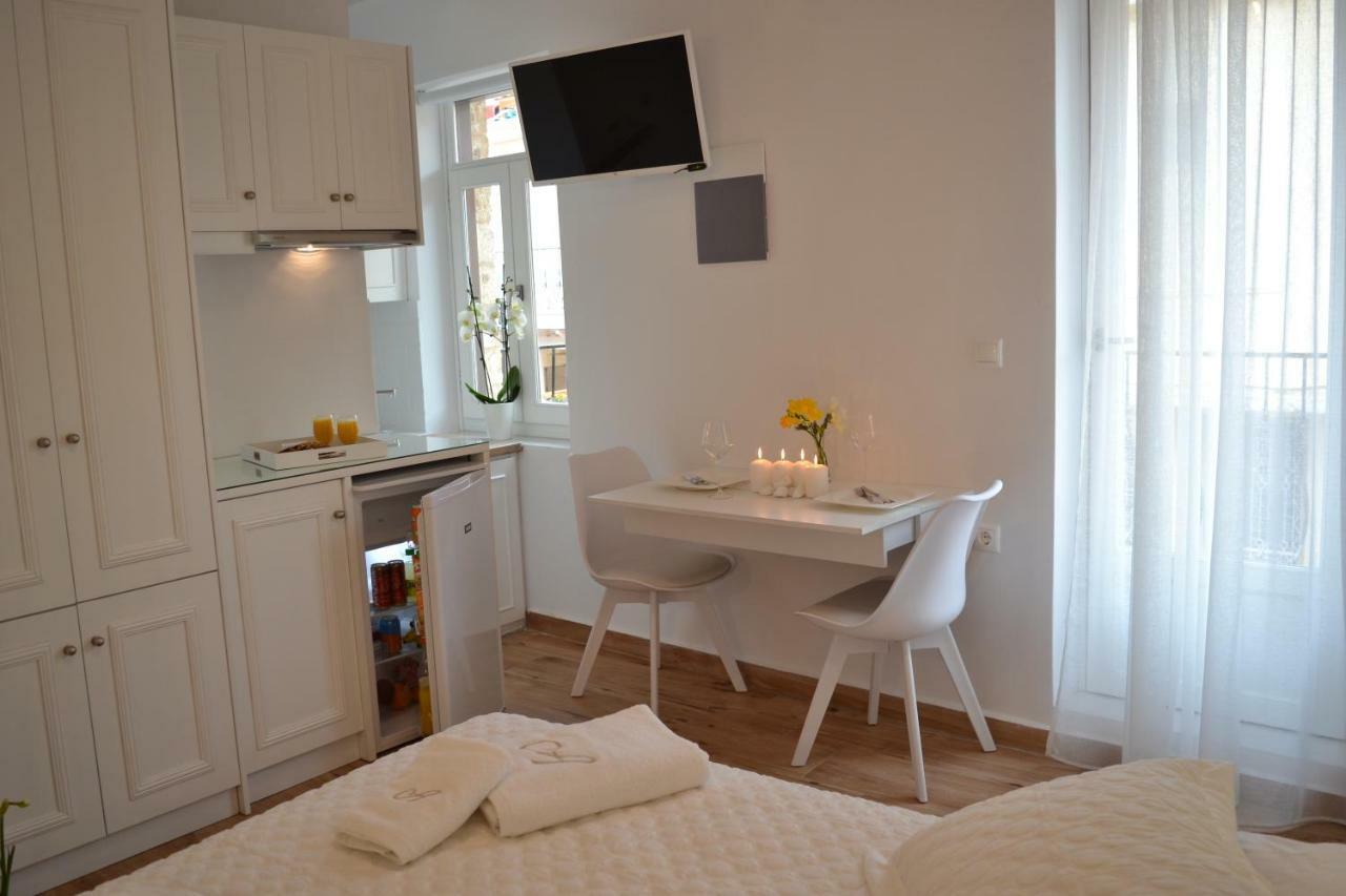 Agapi Suites Ханья Экстерьер фото